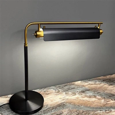 Modern industriell skrivbordslampa